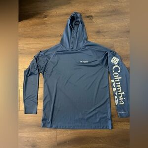 Columbia PFG long sleeve hooded shirt